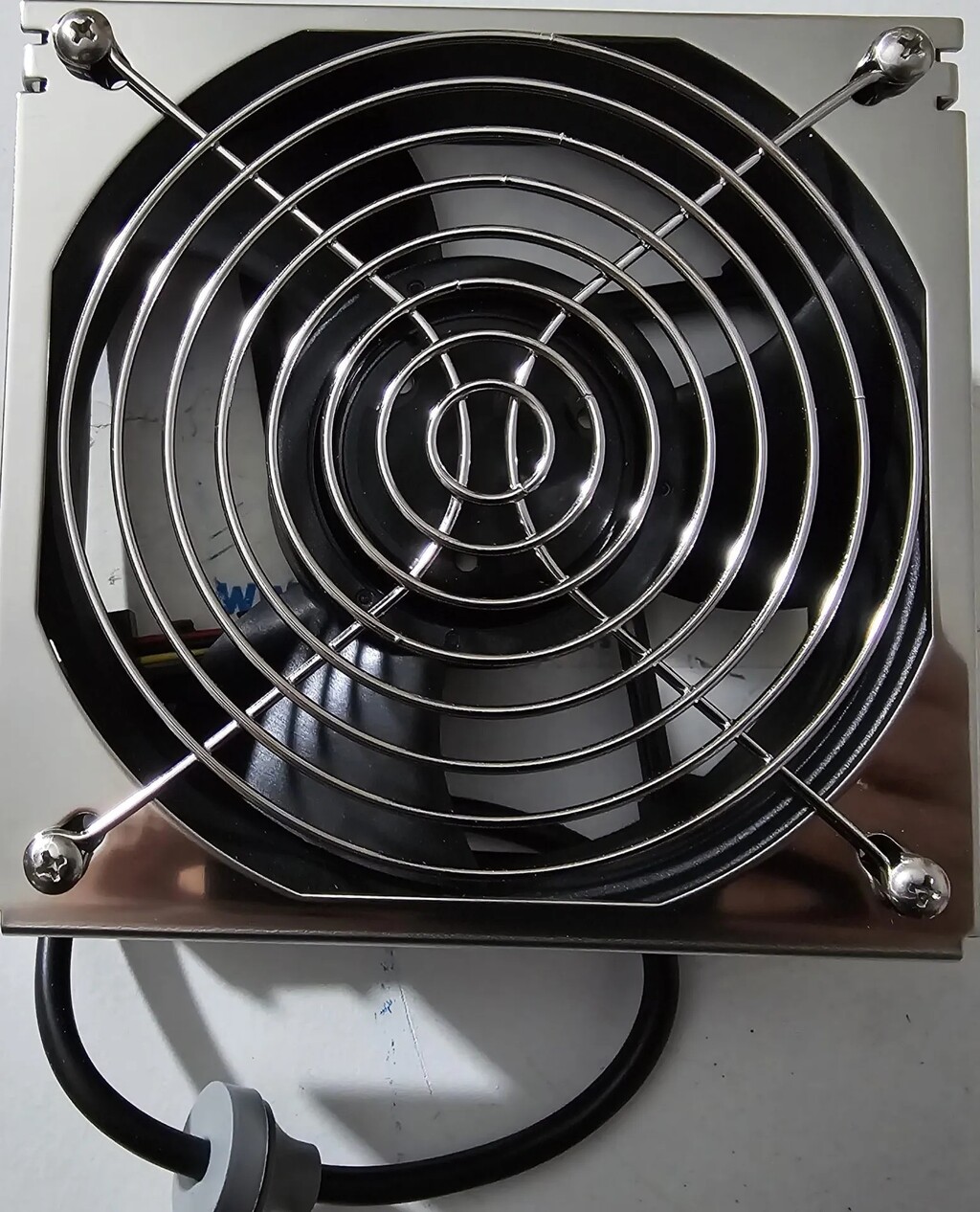 Danfoss VLT Fan assy 127x127x38 mm IP66 22W frame B1